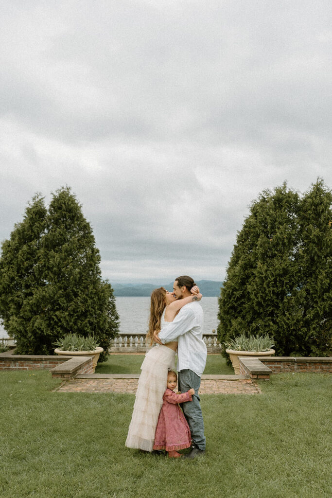 Shelburne Farms engagement photo location — couple in the formal gardens